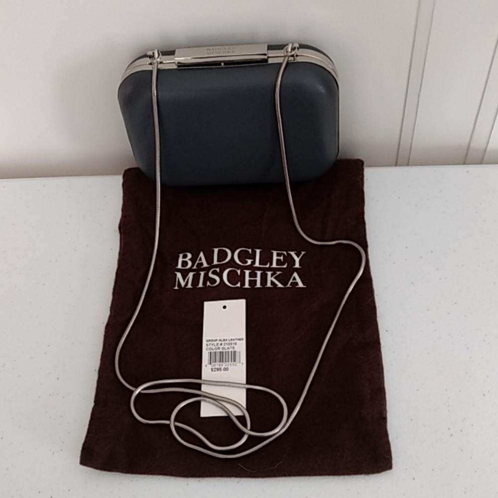 Badgley Mischka clutch